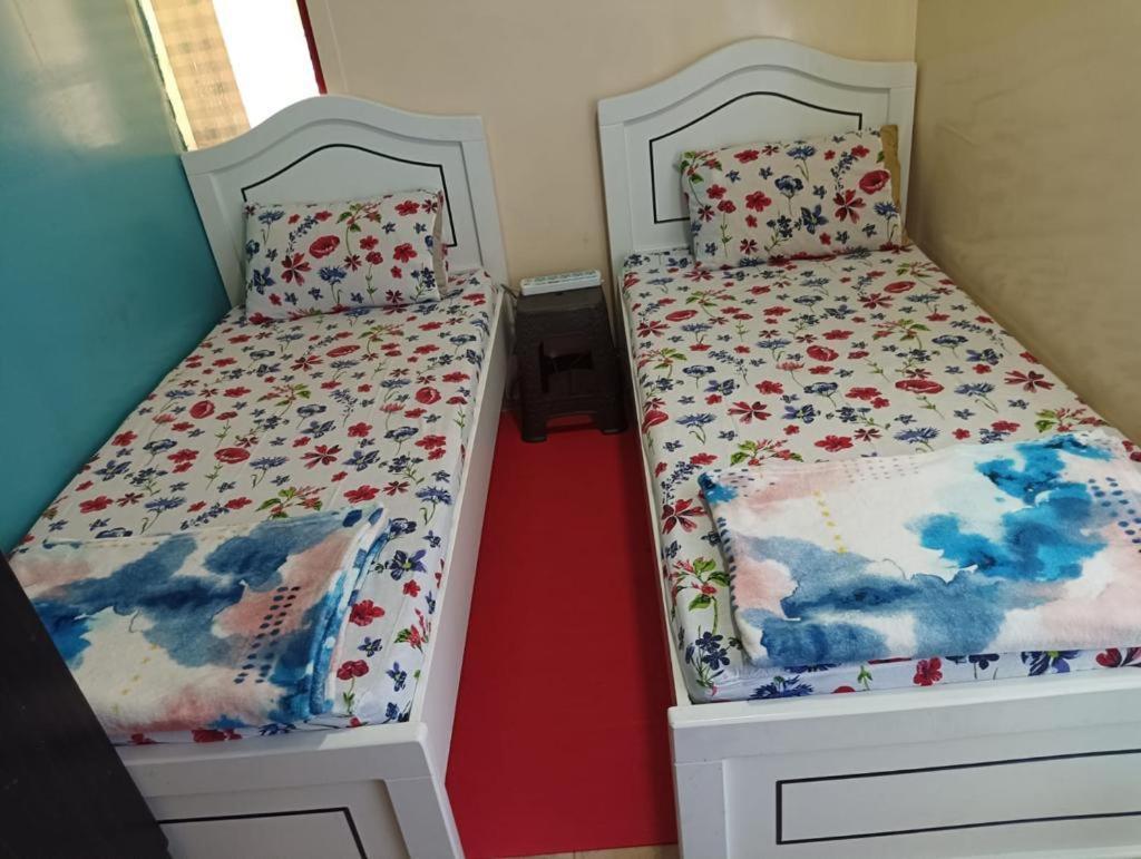 Appartement Moon Backpackers , Al Rigga , Partition For Couples And For Singles *